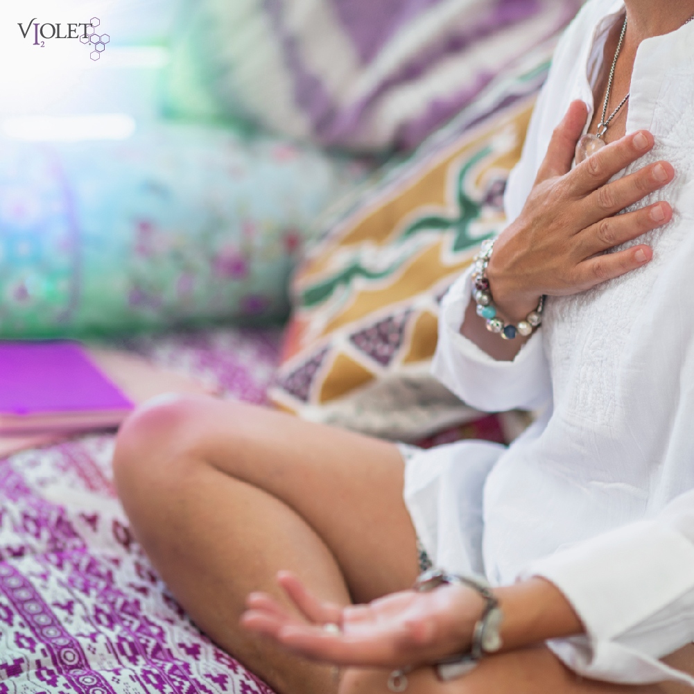 women meditating